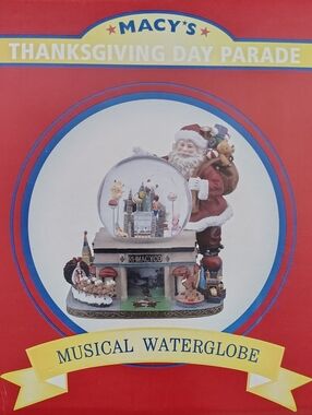 Macy's Red and White Santa Musical Waterglobe - Holiday Parade Collectible 2007